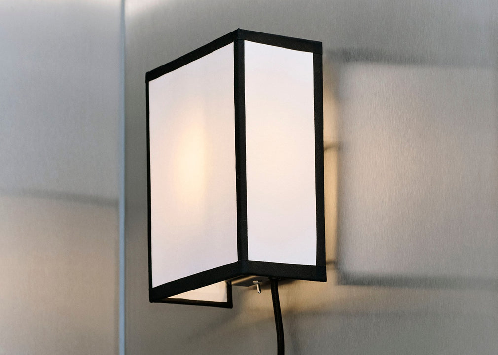 Ava Square Wall Lamp