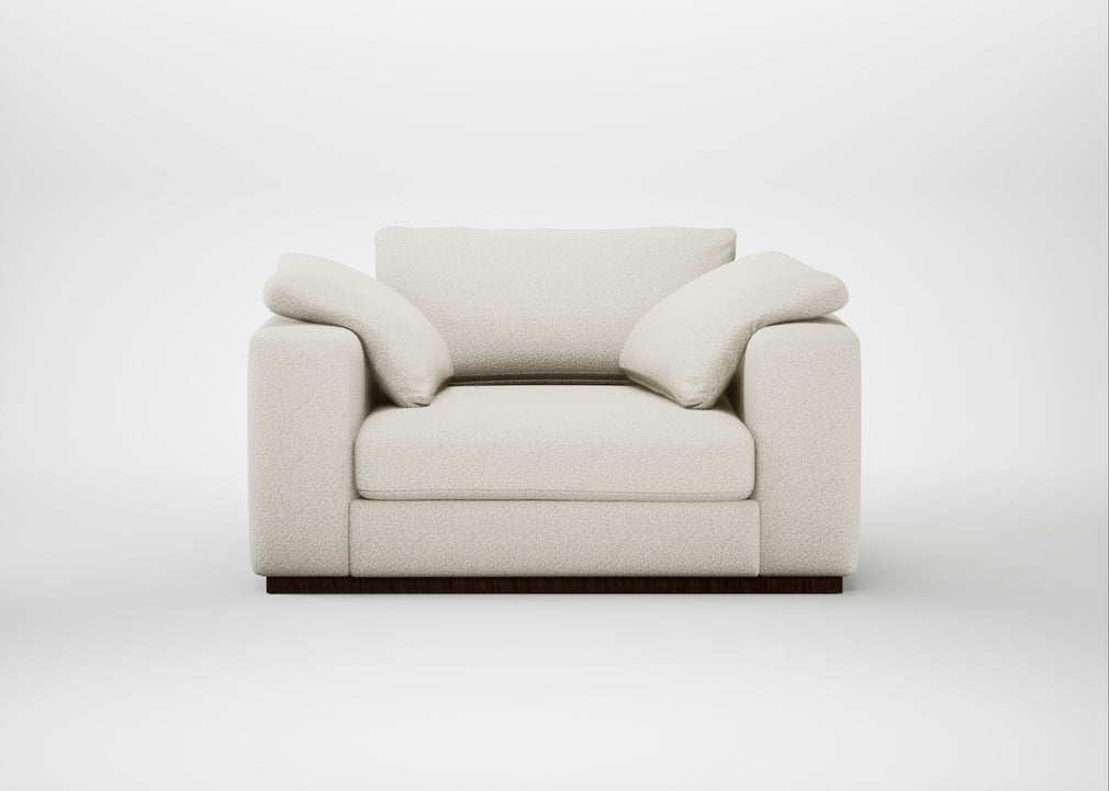 Trento Loveseat Chunky Boucle Ecru