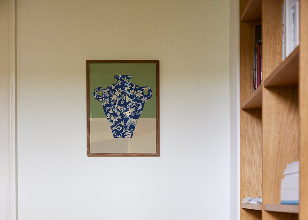 Kyrr Vase III Print