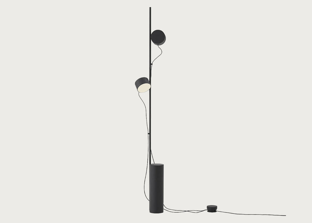 Post LED Floor Lamp Black