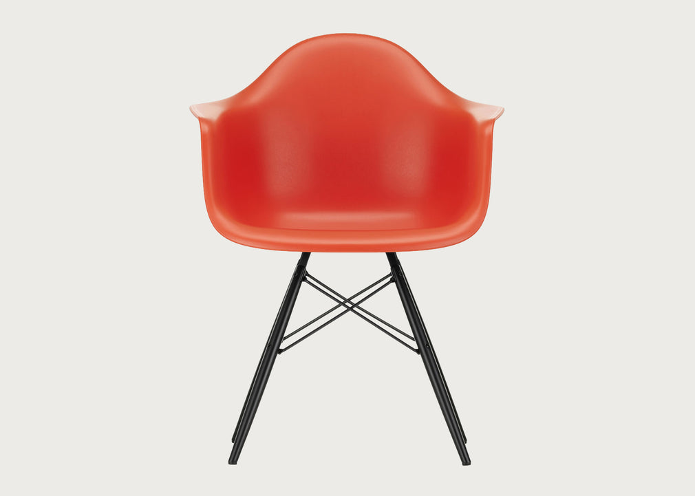 Eames Plastic Armchair RE DAW