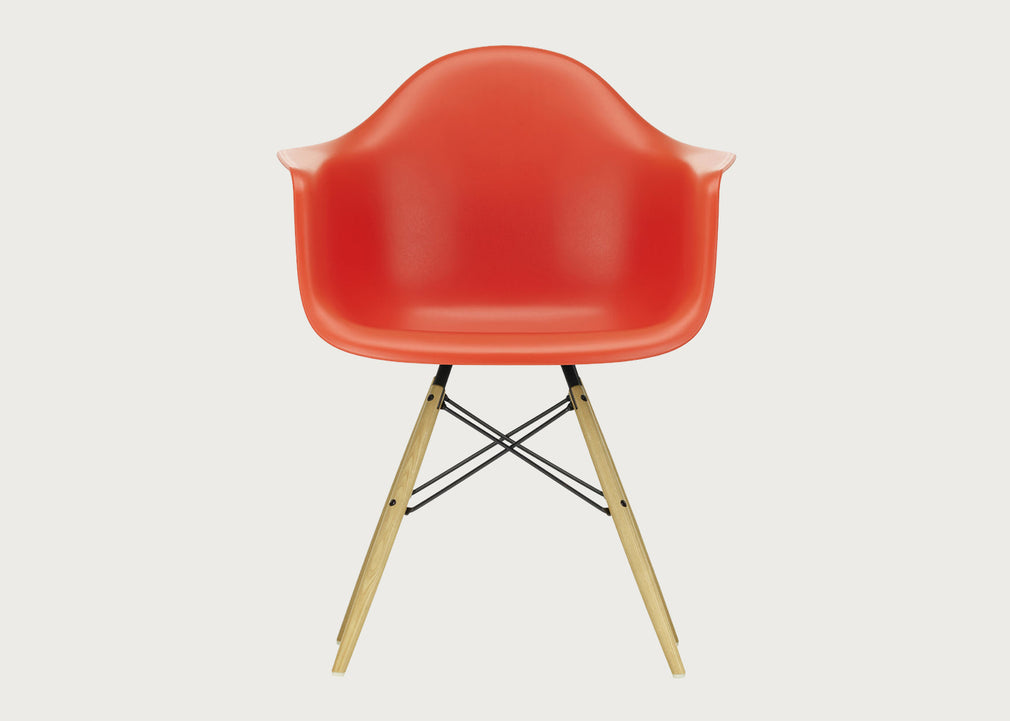 Eames Plastic Armchair RE DAW