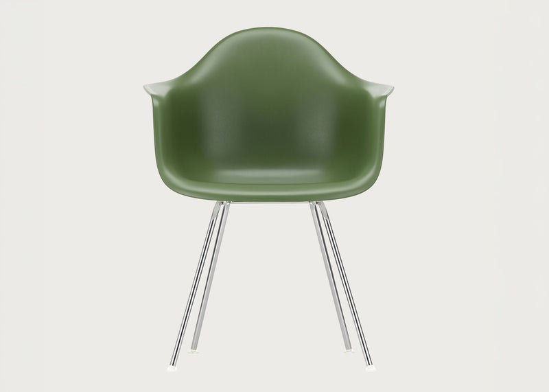 Eames Plastic Armchair RE DAX