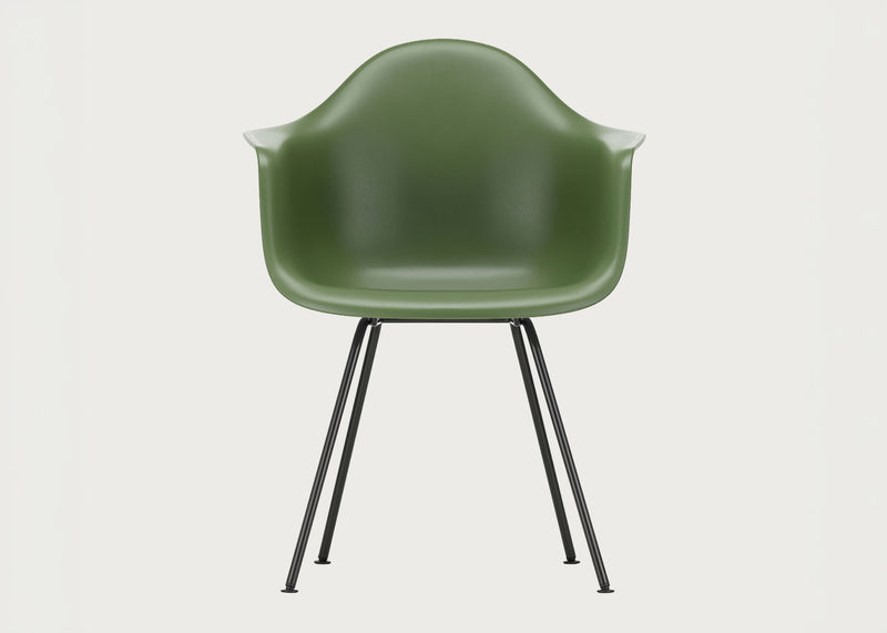 Eames Plastic Armchair RE DAX