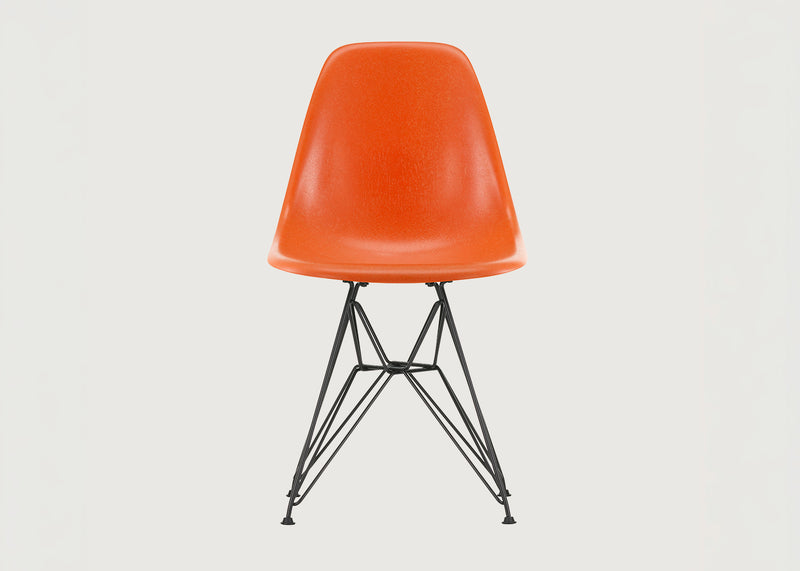 Eames Fibreglass Side Chair DSR