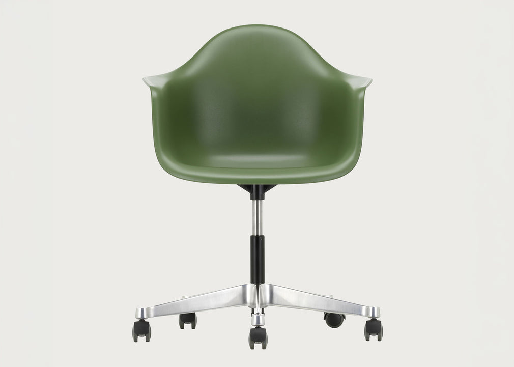 Eames Plastic Armchair RE PACC