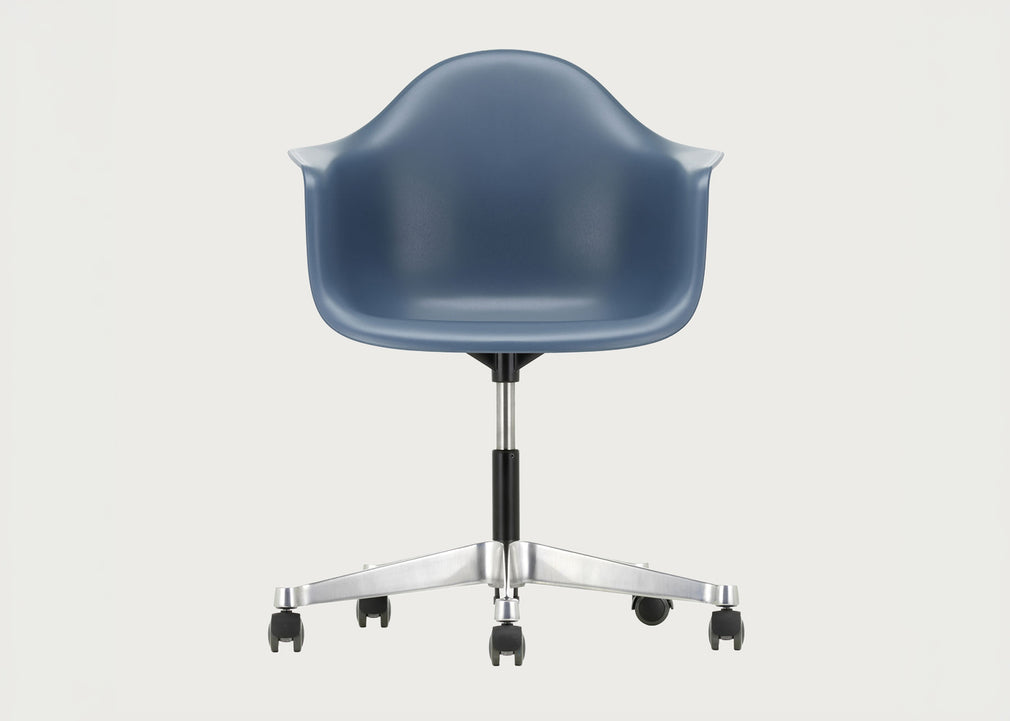 Eames Plastic Armchair RE PACC