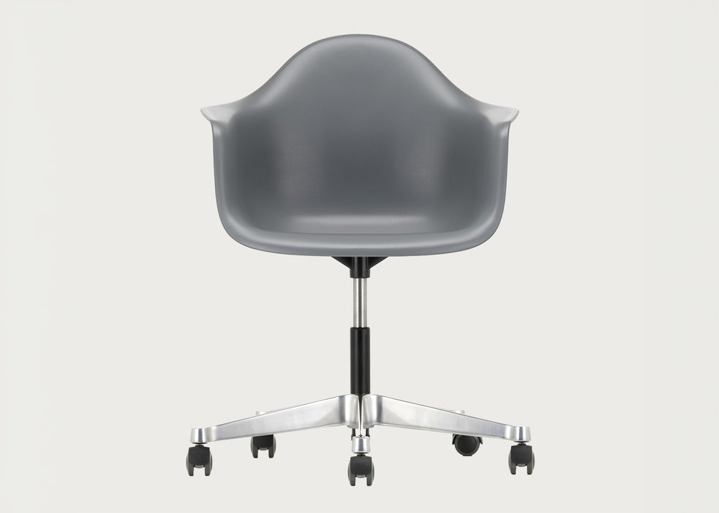 Eames Plastic Armchair RE PACC