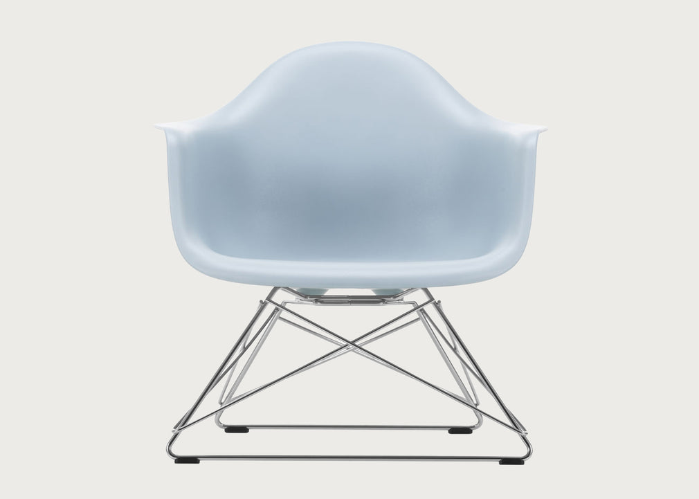 Eames Plastic Armchair RE LAR