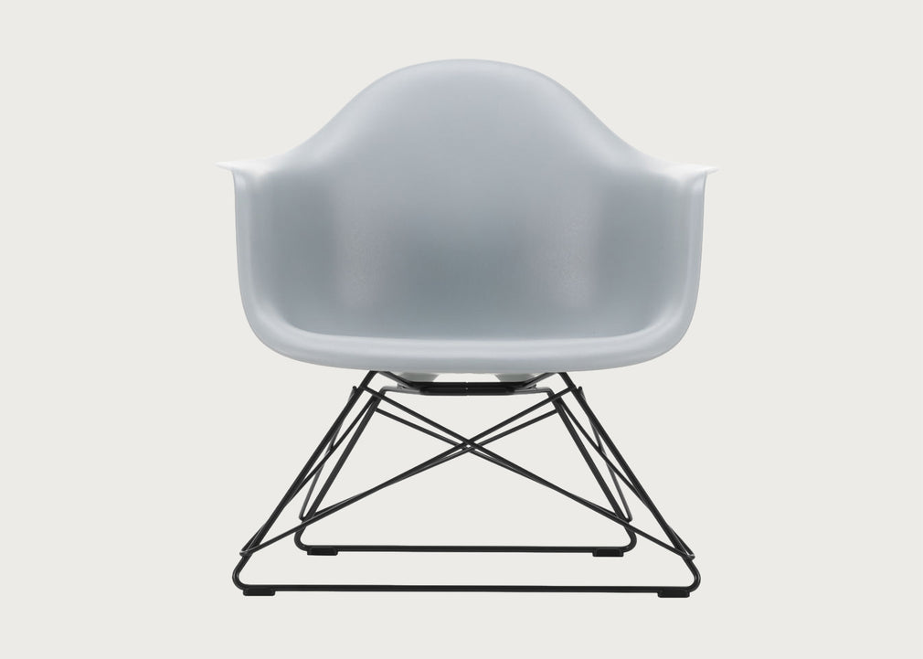 Eames Plastic Armchair RE LAR