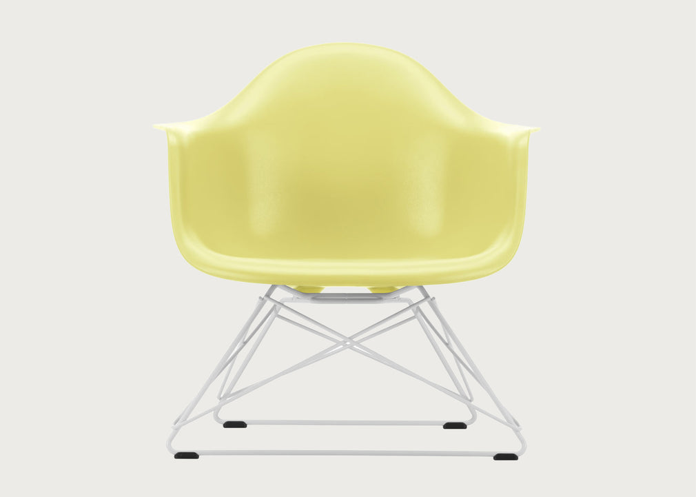 Eames Plastic Armchair RE LAR