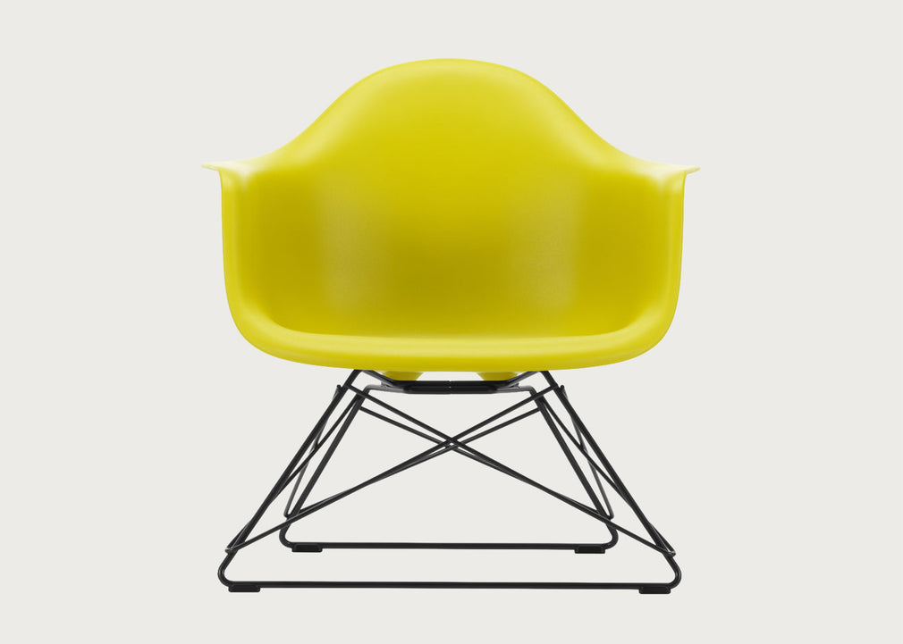 Eames Plastic Armchair RE LAR
