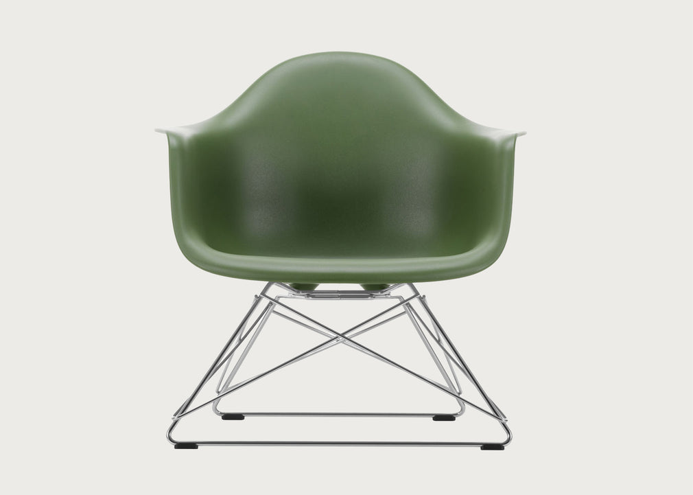 Eames Plastic Armchair RE LAR