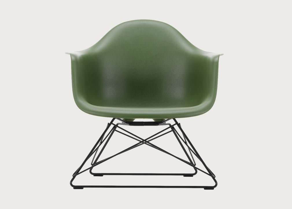 Eames Plastic Armchair RE LAR