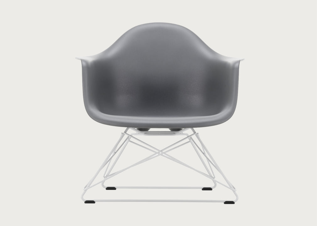 Eames Plastic Armchair RE LAR