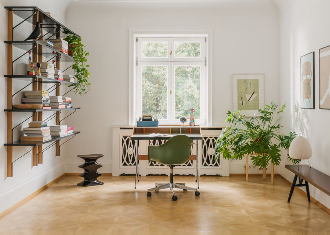 Eames Plastic Armchair RE PACC
