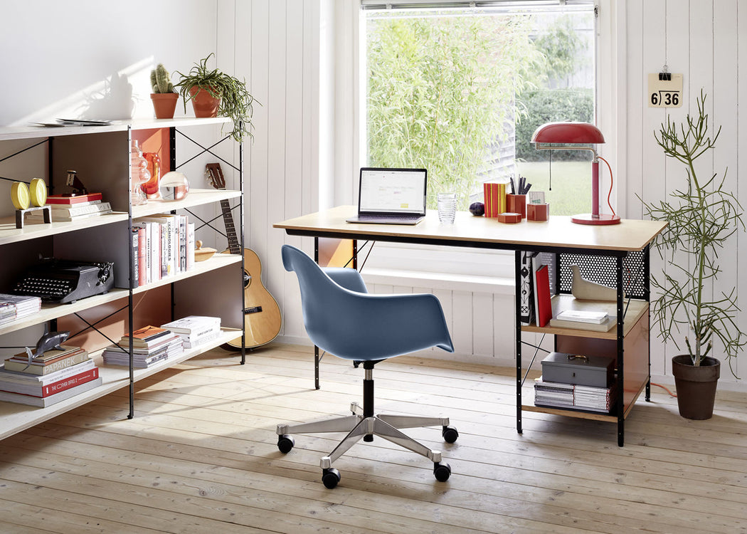 Eames Plastic Armchair RE PACC