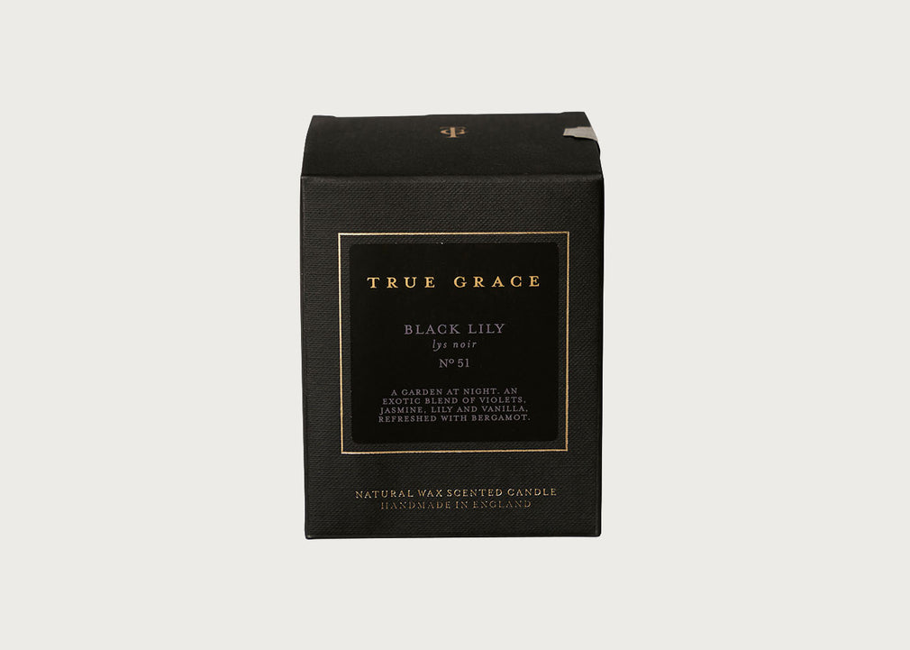 Manor Black Lily Scented Glass Candle