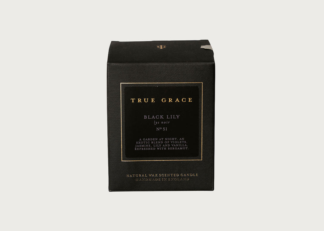 Manor Black Lily Scented Glass Candle