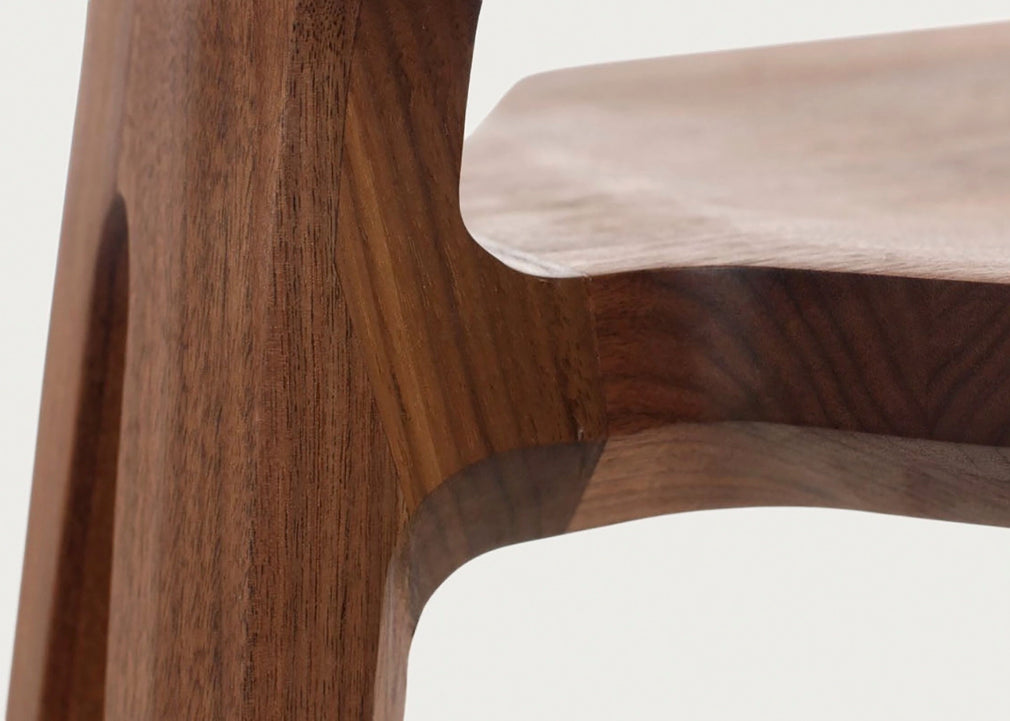 Mary's Chair Walnut