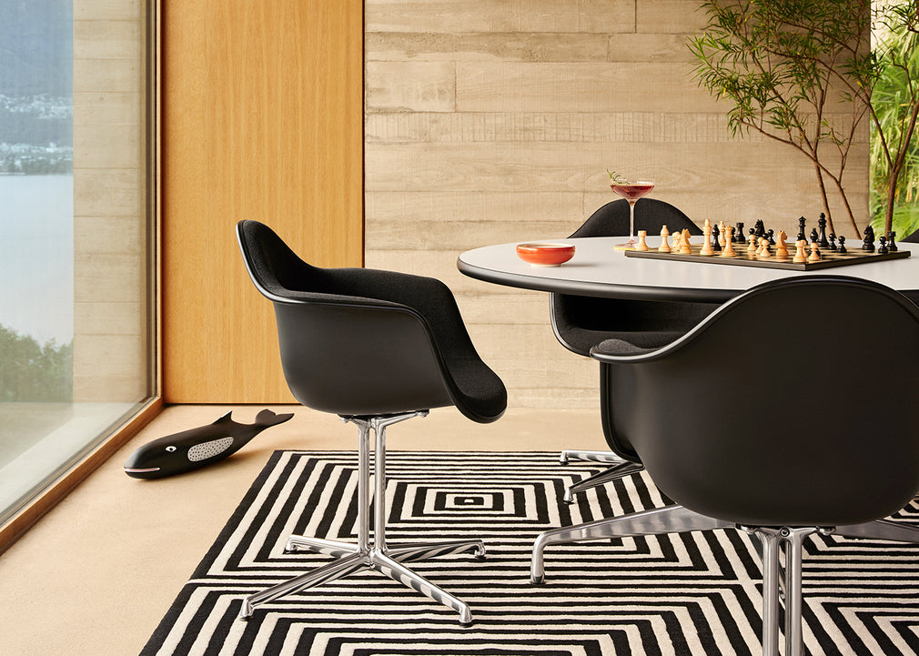 Eames Plastic Armchair RE DAL