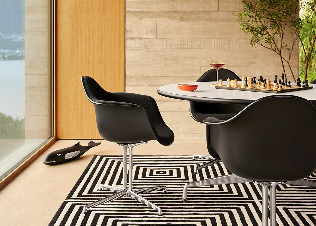 Eames Plastic Armchair RE DAL