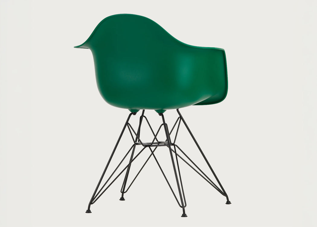 Eames Plastic Armchair RE DAR
