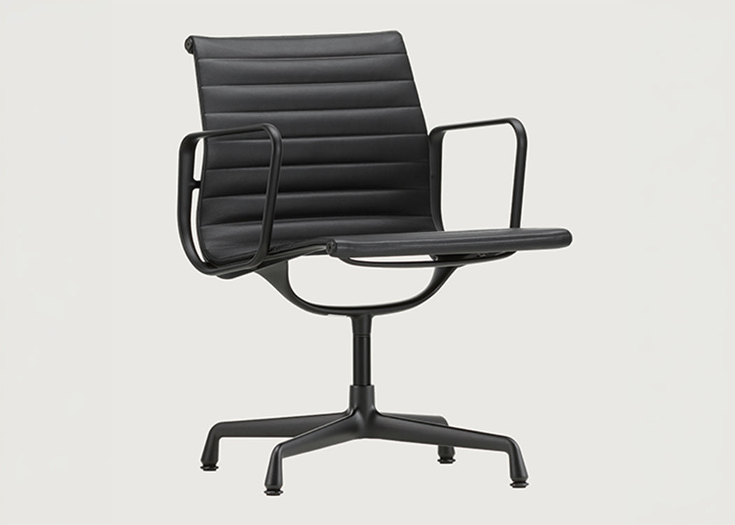 Aluminium Chair EA 108