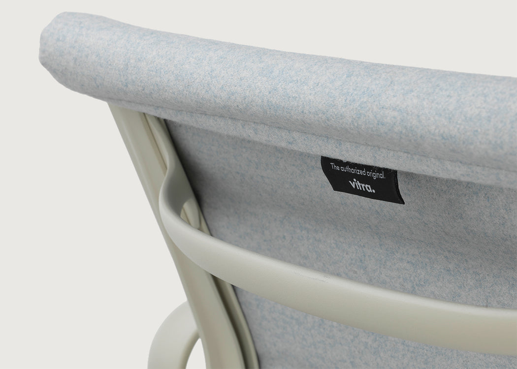 Aluminium Chair EA 117