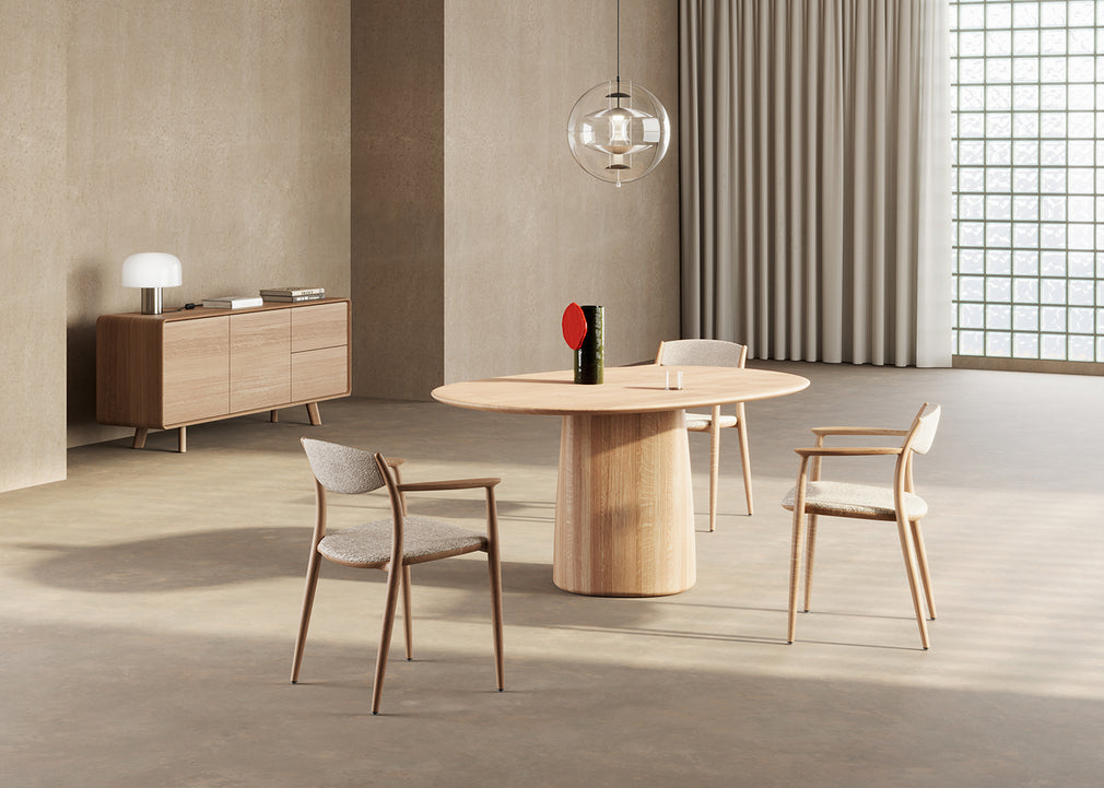 Column Oval Dining Table