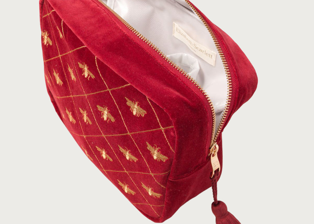 Bee Trellis Velvet Wash Bag Rouge