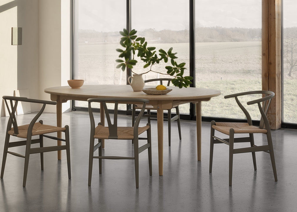 CH337 Dining Table