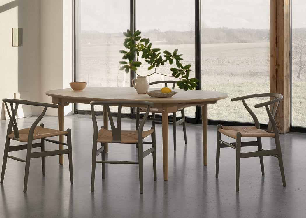 CH337 Dining Table