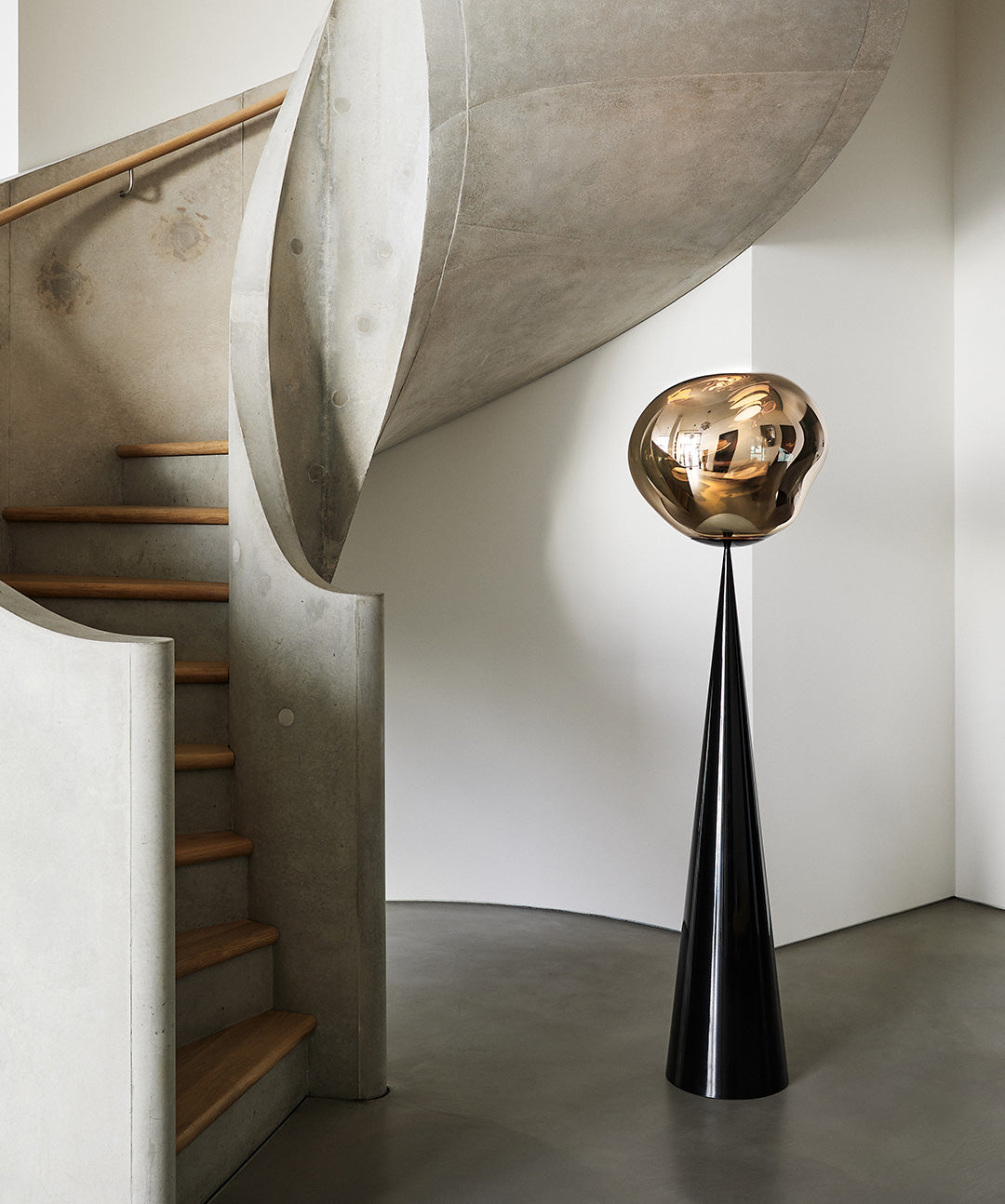 Melt LED Cone Fat Floor Lamp
by Tom Dixon