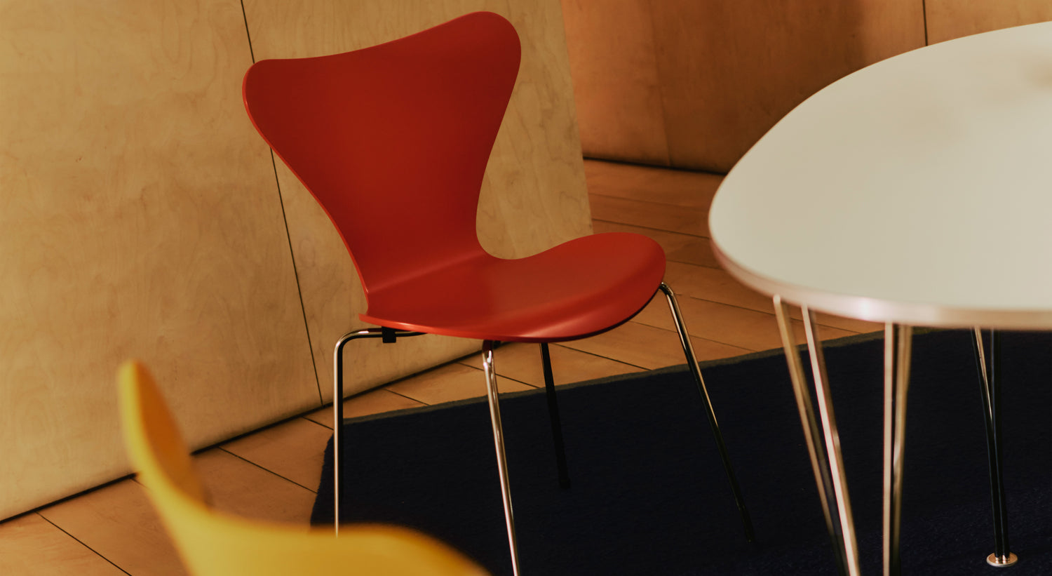 Series 7 chair by Fritz Hansen