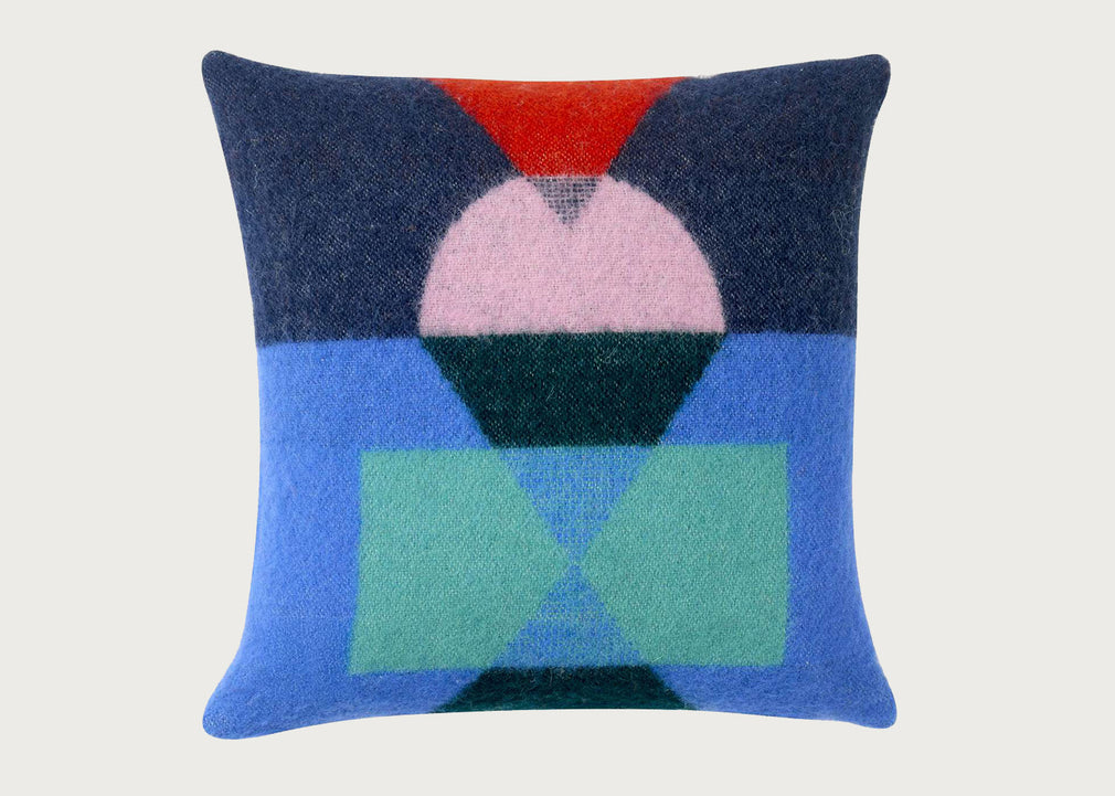 Shape Shift Cushion