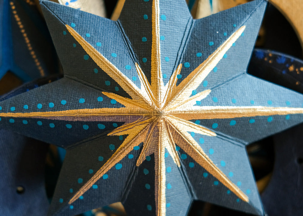 Twinkling Star Screen-Printed Board Decoration