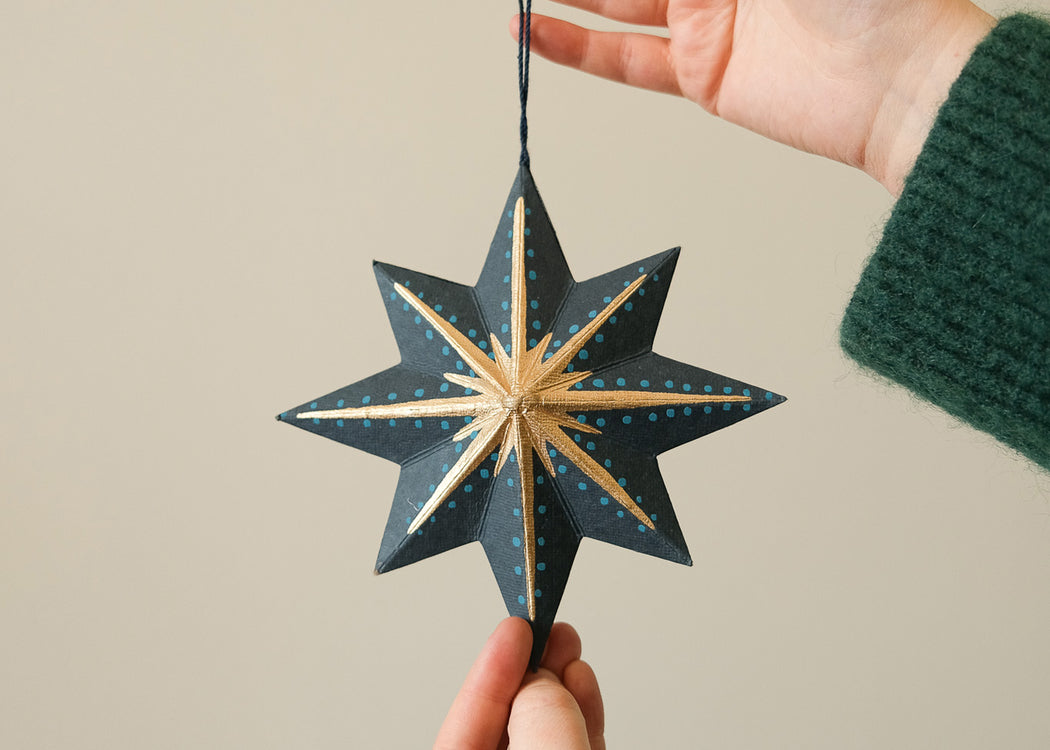 Twinkling Star Screen-Printed Board Decoration