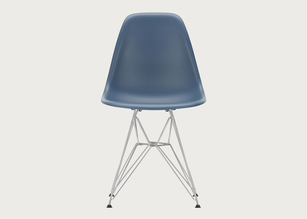Eames Plastic Side Chair RE DSR