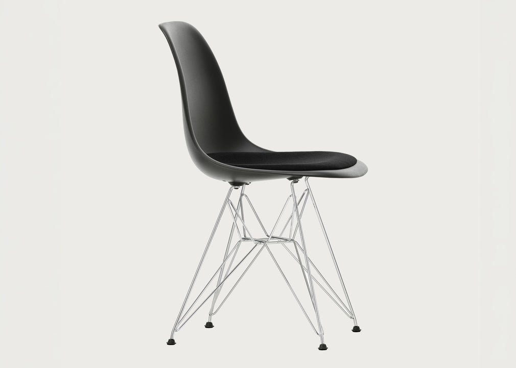 Eames Plastic Side Chair RE DSR Upholstered Seat