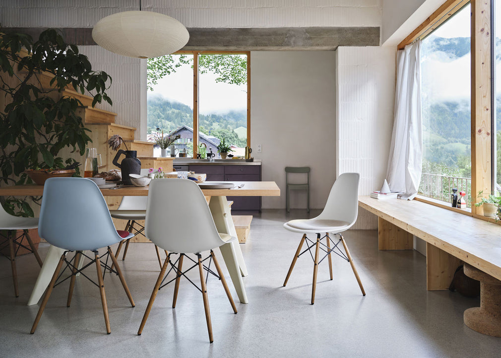 Eames Plastic Side Chair RE DSW Upholstered Seat