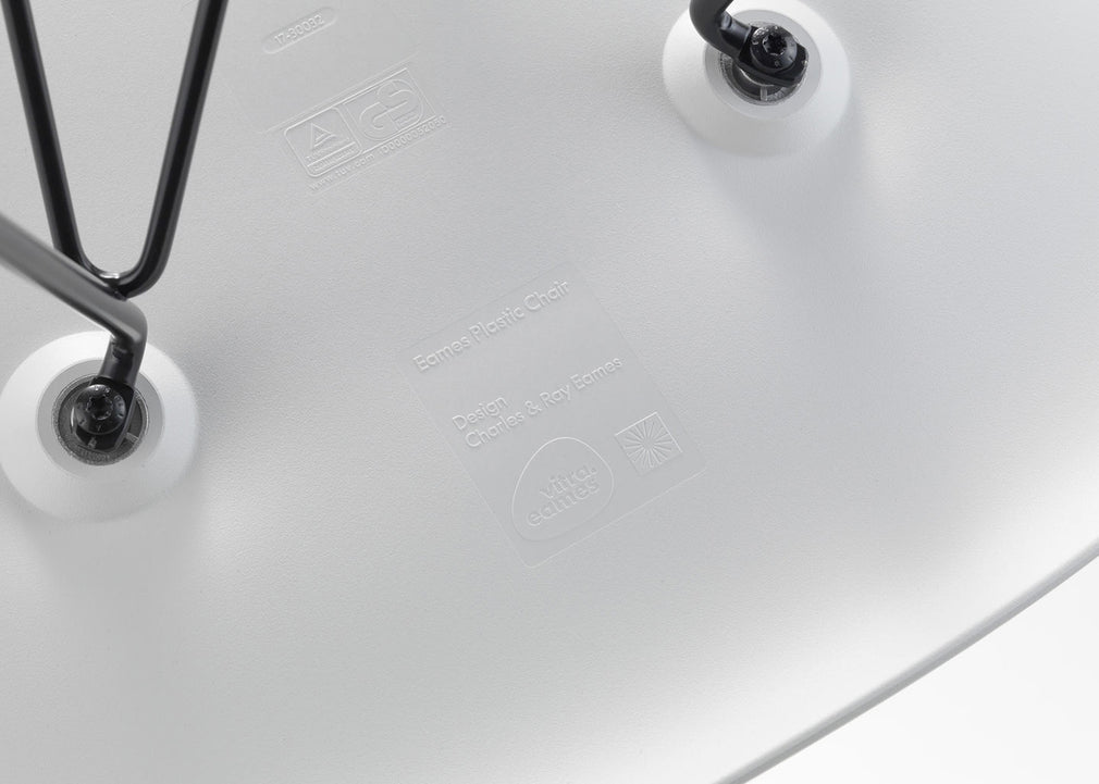 Eames Plastic Stool RE
