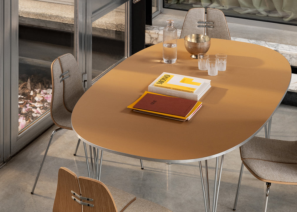 Superellipse B616 Dining Table