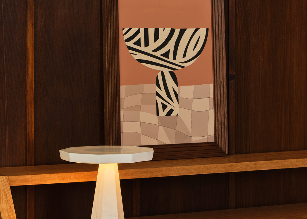 Kyrr Vase II Print