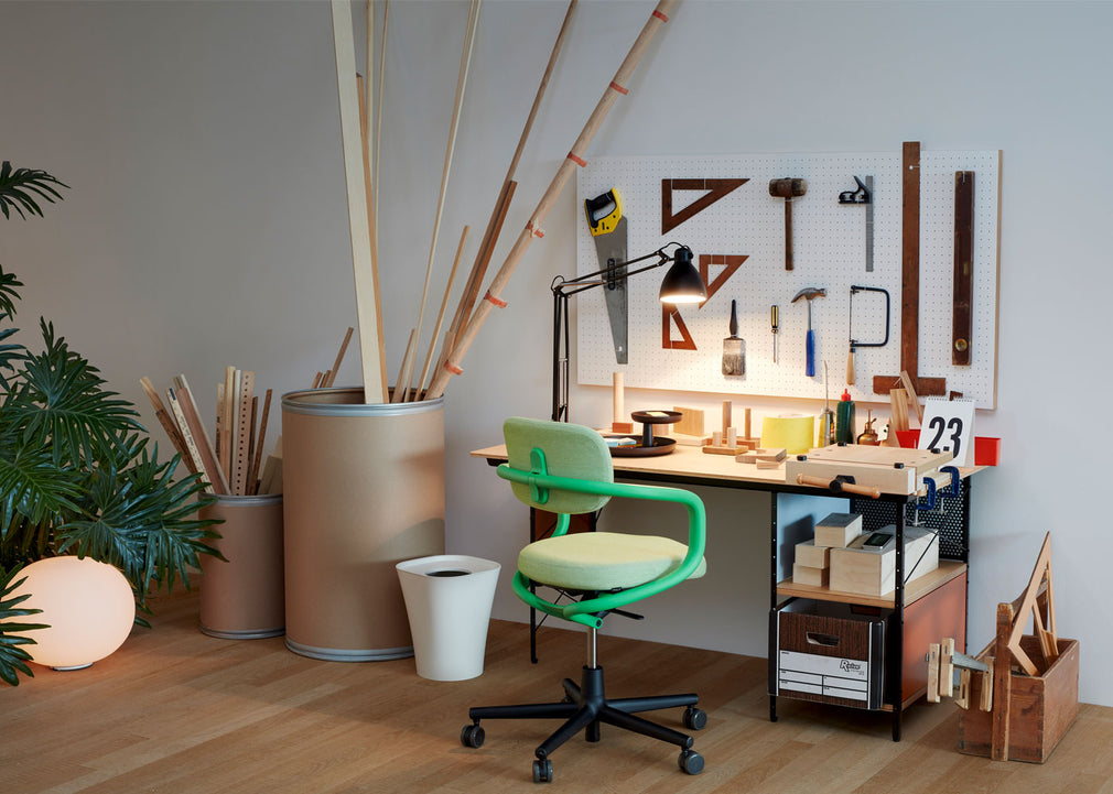 Eames EDU Desk