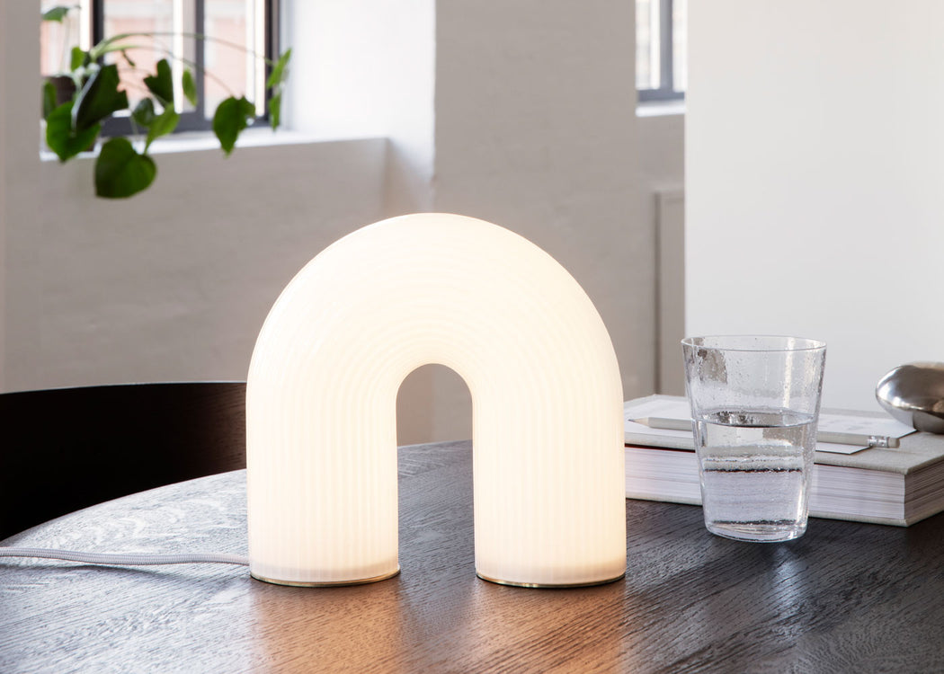 Vuelta Table Lamp White