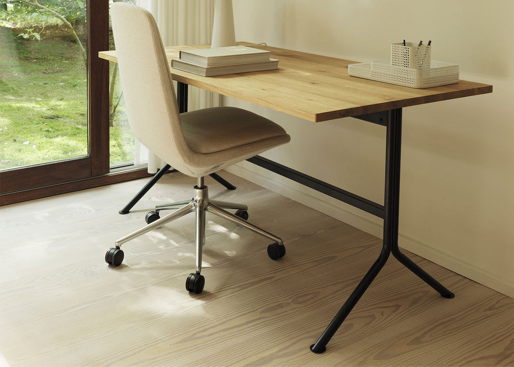 Kip Desk