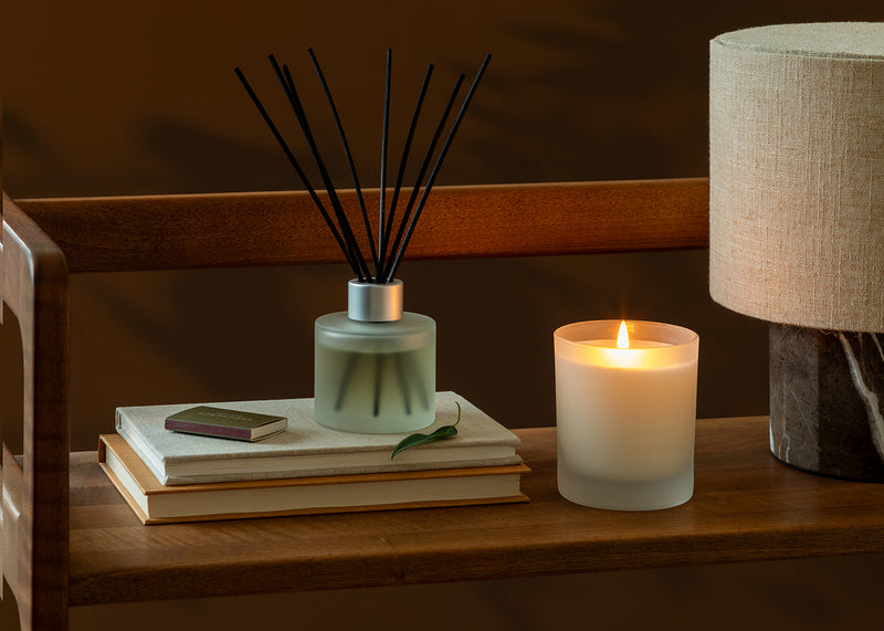 Woodnotes Jasmine & Sandalwood Natural Reed Diffuser