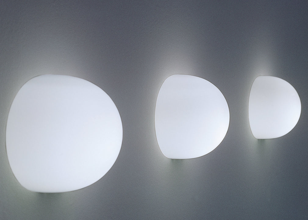 Glo-Ball W Wall Light