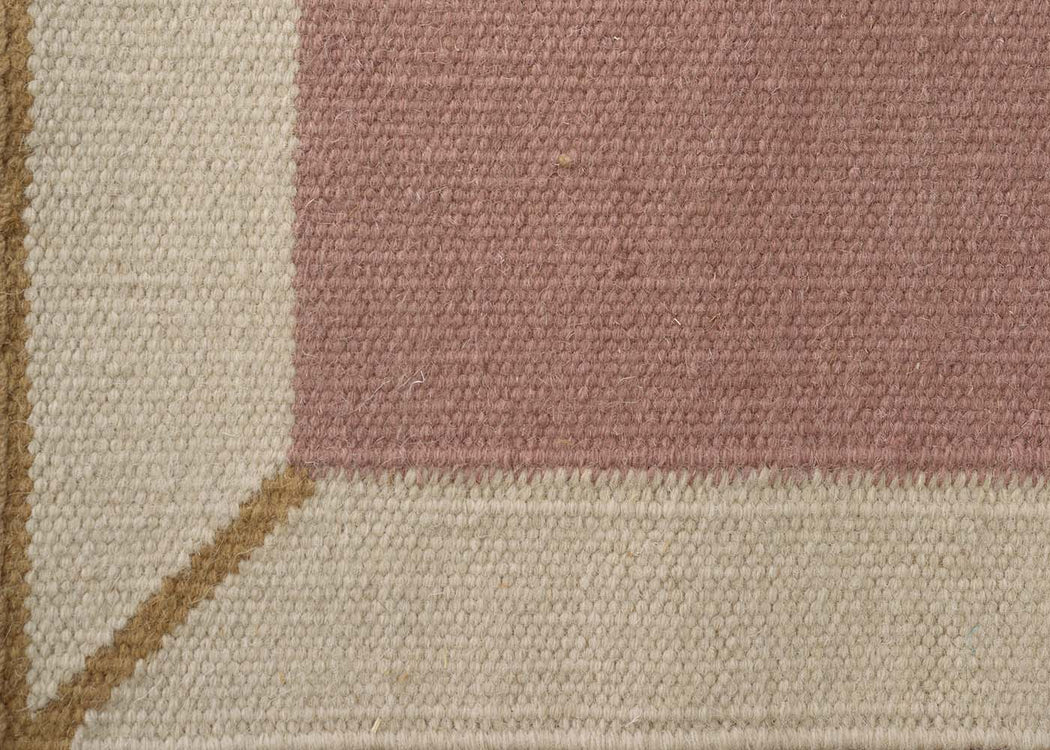 Lume Frame Rug Vintage Rose
